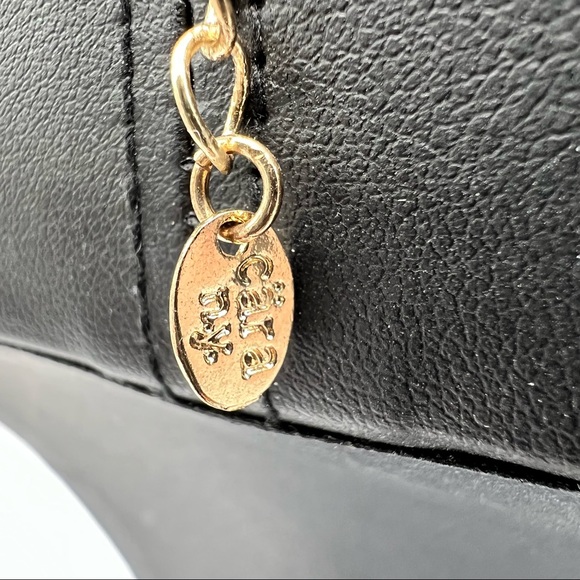 Cära Leather Chain Dangle Multi-color Goldtone Necklace - Picture 5 of 5